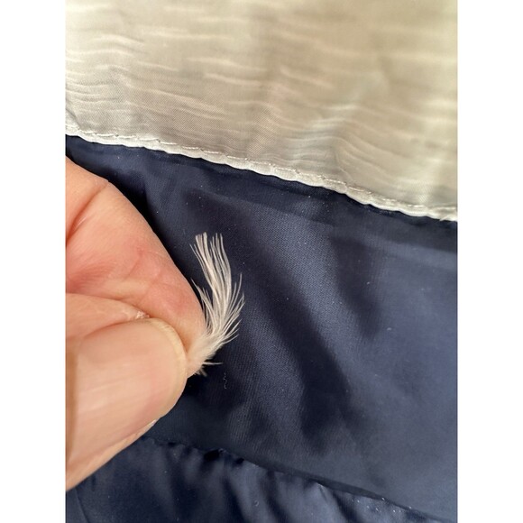 Eddie Bauer Boy's White And Navy Full Zip Hooded Puffer Coat Size M 10/12 Down j - Picture 8 of 13